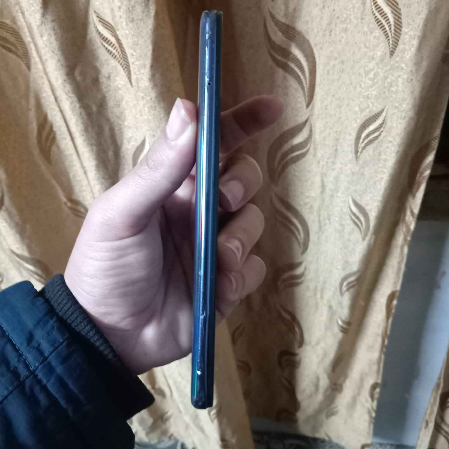 سامسونج A51
ذاكرة 128
رام 6
ببجي 60 فريم 
مبدل شاشة اصلية 
بصمة متوقفة بسبب تبديل الشاشة 
جهاز نضافة كدام العين 
سعر 80 وبي مجال حك جيه


**إذا كنت صاحب هذا الإعلان وتريد حذفه لأي سبب، رجاءا أرسل رسالة إلى الدعم الفني**