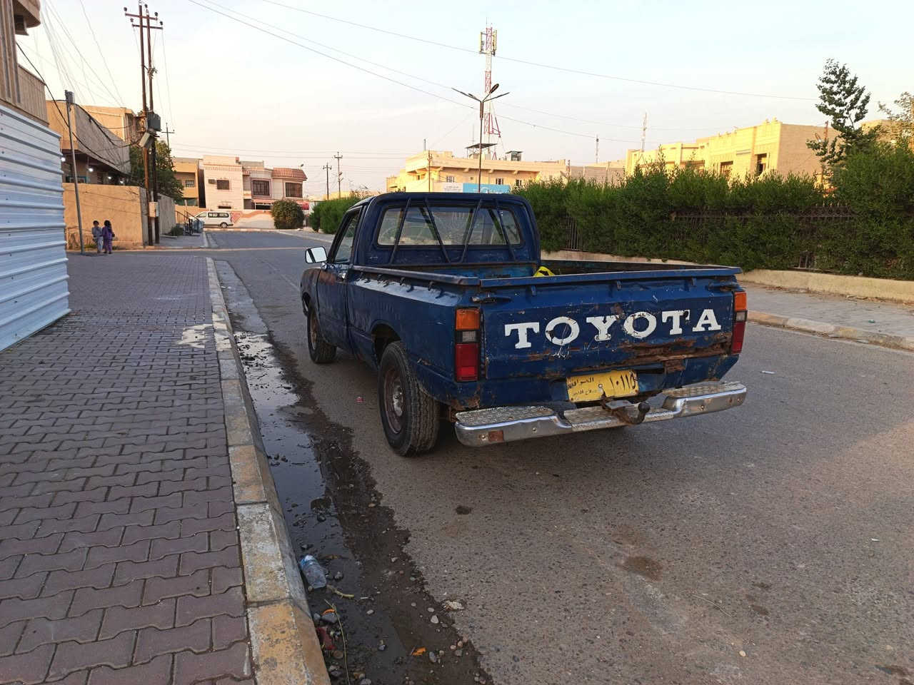 سلام عليكم للبيع بيكم تيوتا موديل 1982 سياره مرقمه و أصوليه وجاهزه محرك وحداديه وتخم تاير جديد كهربائيات شغاله (مكان صلاح الدين تكريت)
(سعر 13ورقه وبيها مجال) رقم التليفون ا
***********
