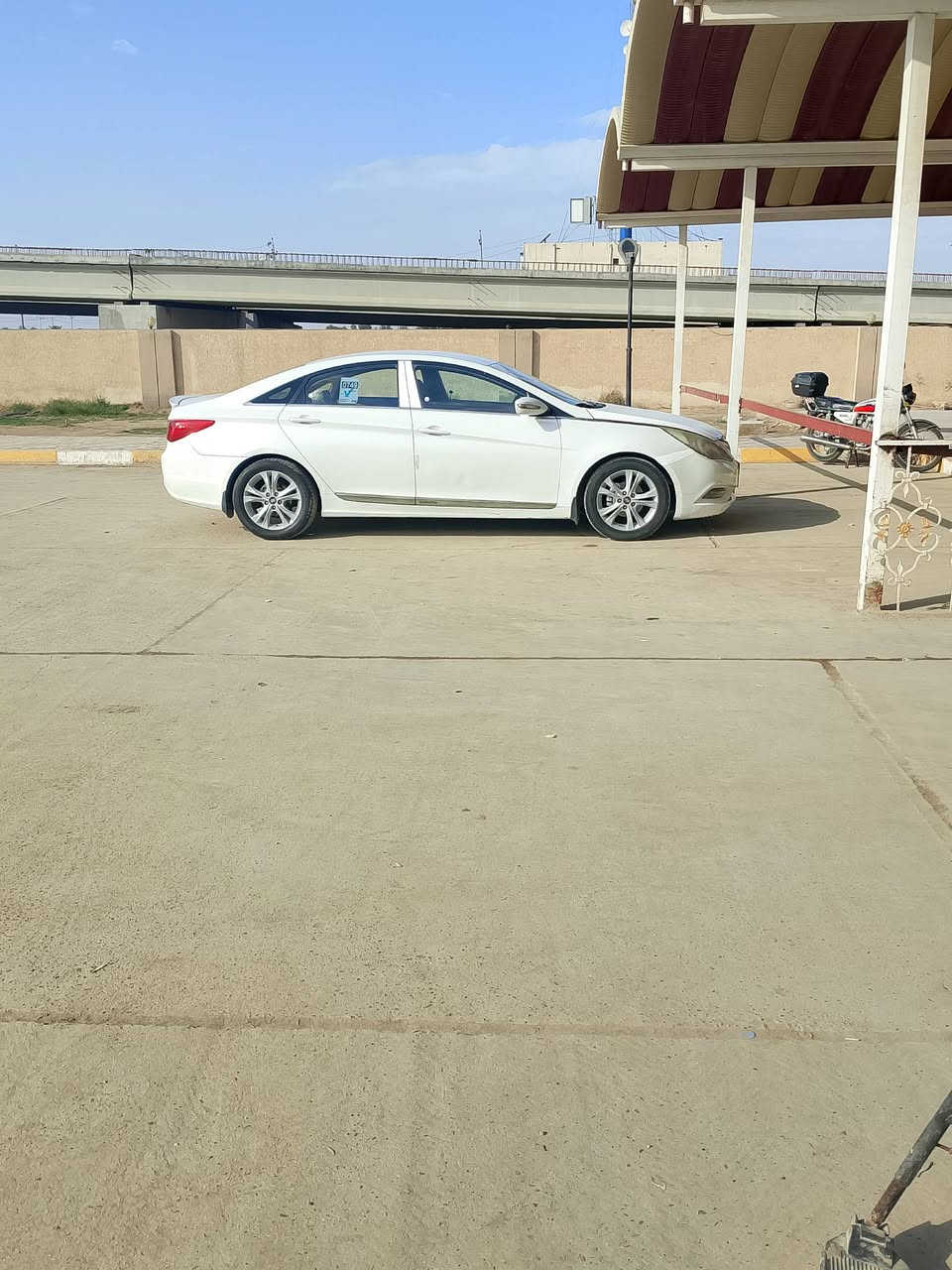 سوناتا 2011 خليجي جديده السياره وكفاله من الصبغ والضربه فقط بارد جدأ قليل كير ومكينه  تخم تاير تبريد كل مكفول رقم شمالي ماناقصه برغي سعر 112 مكاني الحله القاسم ع ***********
