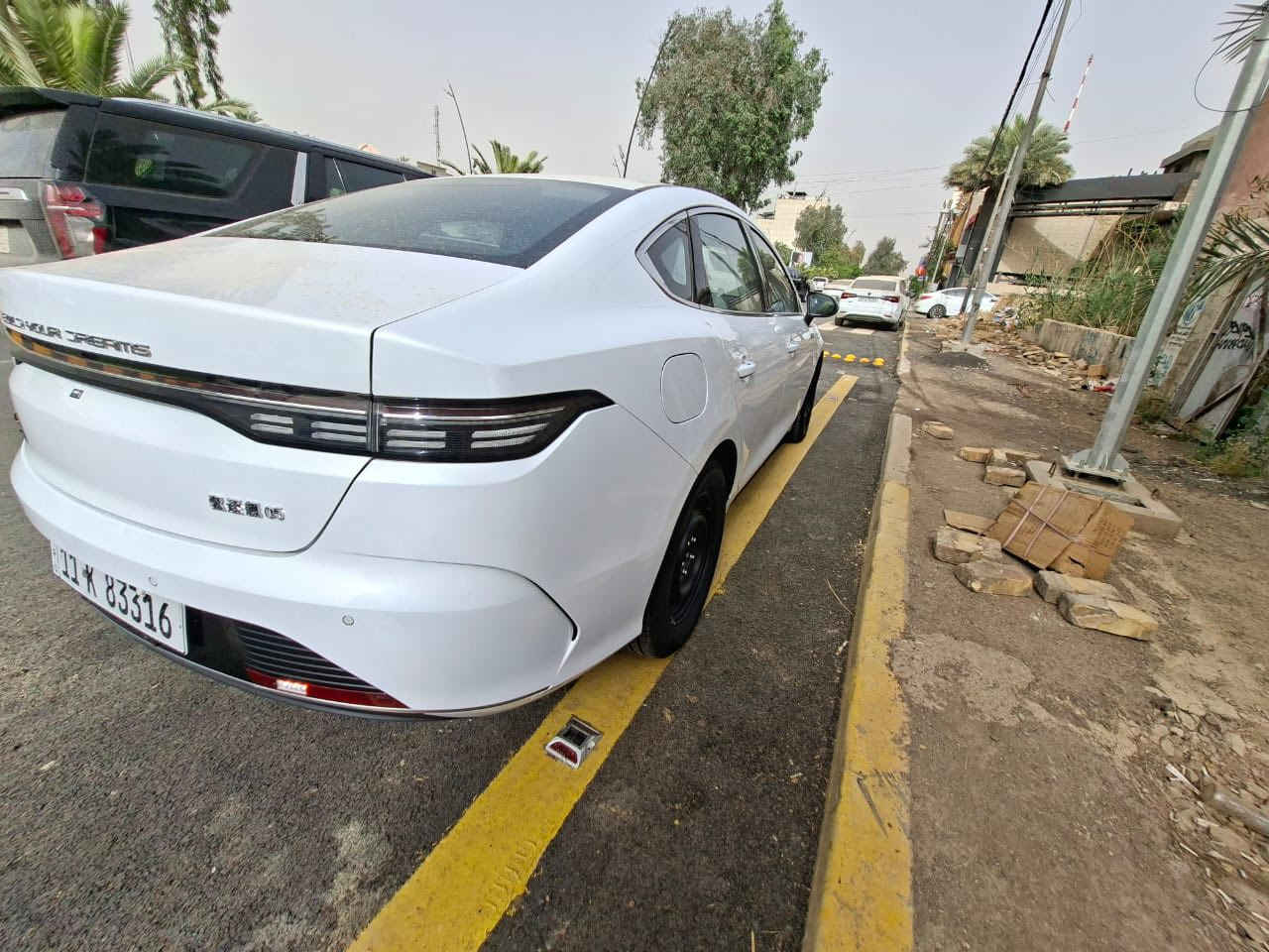 بيوادي دستروي موديل 25
مدوشمه كاعيه وصندوق وسفاري سياره جديده 

ماشيه 14الف الكلي سياره جديده

بيها شخط صغير بجاملغ مكحل الباقي كفاله 

مكاني بغداد حي العدل سعرها 19/500مجال بصيط 

المتعجبه السياره خل يعوفها وليعلق تعليق سلبي 

***********
