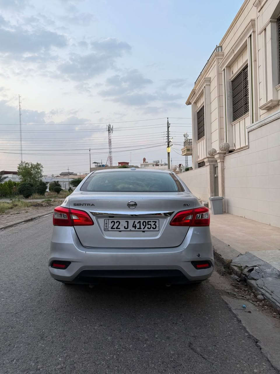 Nissan sentra 2017 SV

سێنترا ٢٠١٧ ئەمریکی مواسەفات SV
دەرگای پشتەوەی سەکن لەگەل چاملخی سەکن بۆیاخە
بۆنید بۆیاخ کراوە بەبێ لێدران لۆ جوانی بۆیاخ کرایە

ئەیرباگ هیچ نەتەقیوە بێ ناوگرتن پێش و پشت کەپس بە شەرت سەیارەکی زۆر توند و بێ مەسرەفە

124,000 هەزار ڕۆیشتووە 
سعری 105 وەرەقە

750 205 2233 أربيل, العراق


**إذا كنت صاحب هذا الإعلان وتريد حذفه لأي سبب، رجاءا أرسل رسالة إلى الدعم الفني**