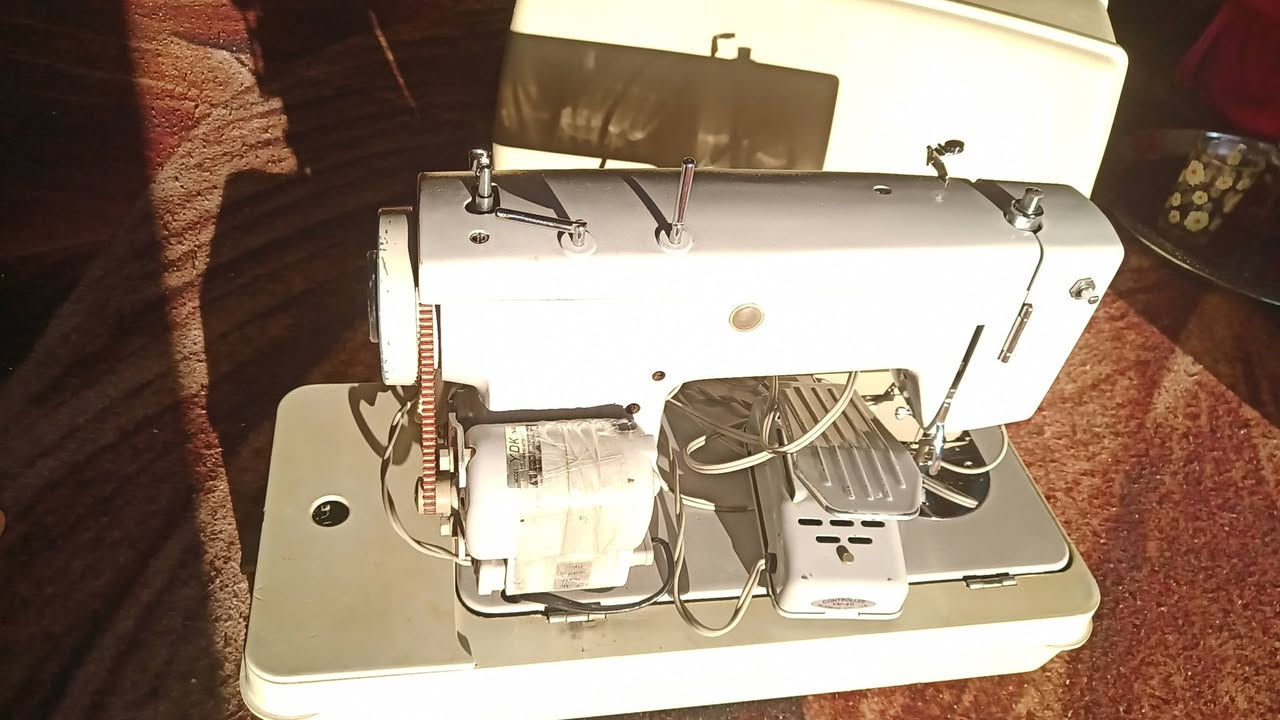 مكينه للبيع.

السعر 150 .

***********
