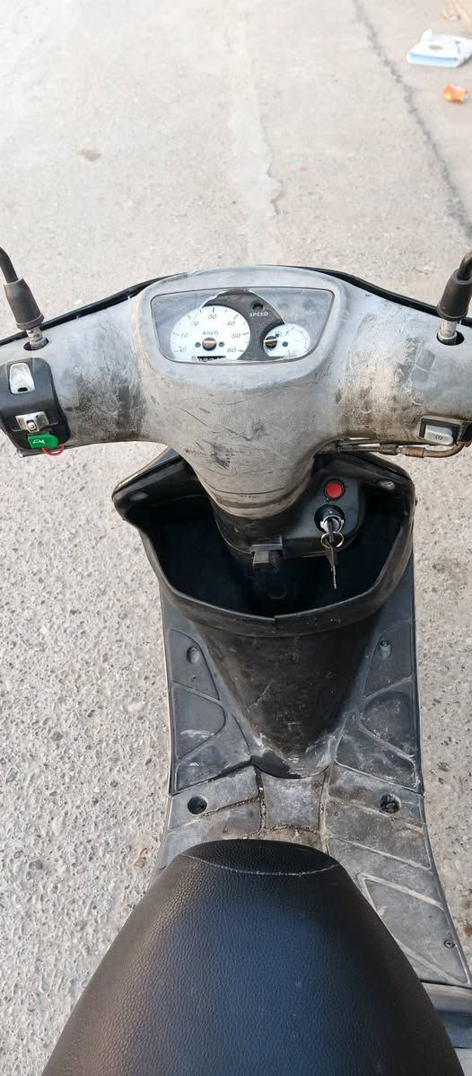 دراجه بيجي للبيع 
الدراجه حلوه مابيهه اي نقص 
للبيع 
السعر: 250
للأستفسار: *********** بغداد, العراق
