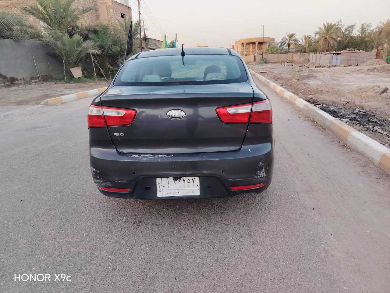 السلام عليكم كيا ريو للبيع خليجي موديل 2014 حره ذي قار مواصفات السياره اشاير بالمري مري شفط تحكم ستيرن جهتين توقف ذاتي ويل كب حساس خلفي دواخل عسلي محرك 1600 مكفوله من الفتح والصبغ والتبديل بيها طخه باب الصدر وبارد قلي كلش  تخم تاير باتري جديد اخوان السياره هم بيها نواقص شويه عن الحلال والحرام خاف تجي ونكول ليش ماكتلي  السعر 70وبيها مجال مكان السياره سوق الشيوخ *********** تصل وبيك خير ودلل
