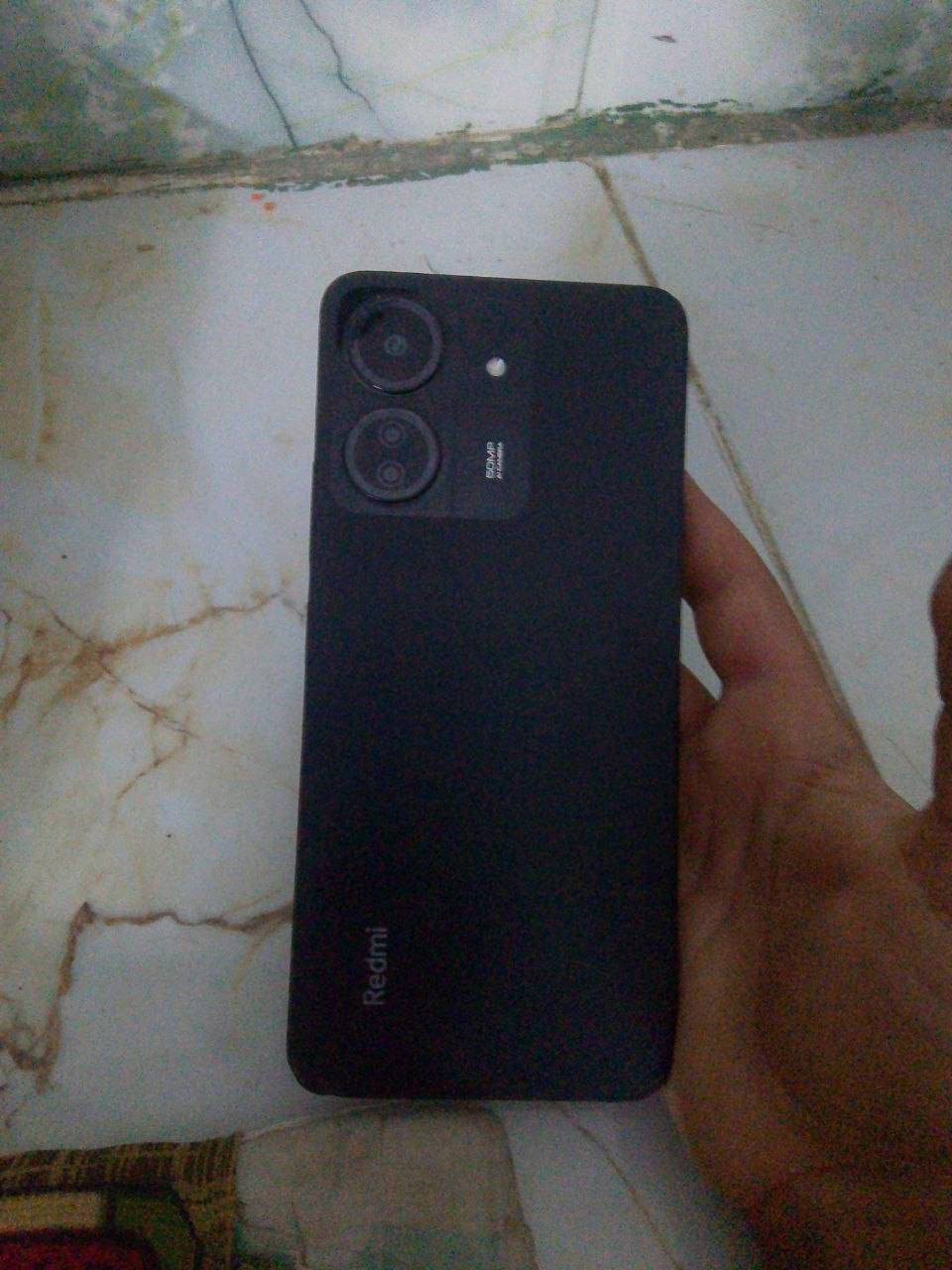 سلام عليكم للبيع ومراوس Redmi ذاكره ٢٥٦ ايفون ١١ الون سود كفاله كل تبديل مابي رقم الموبايل ***********
