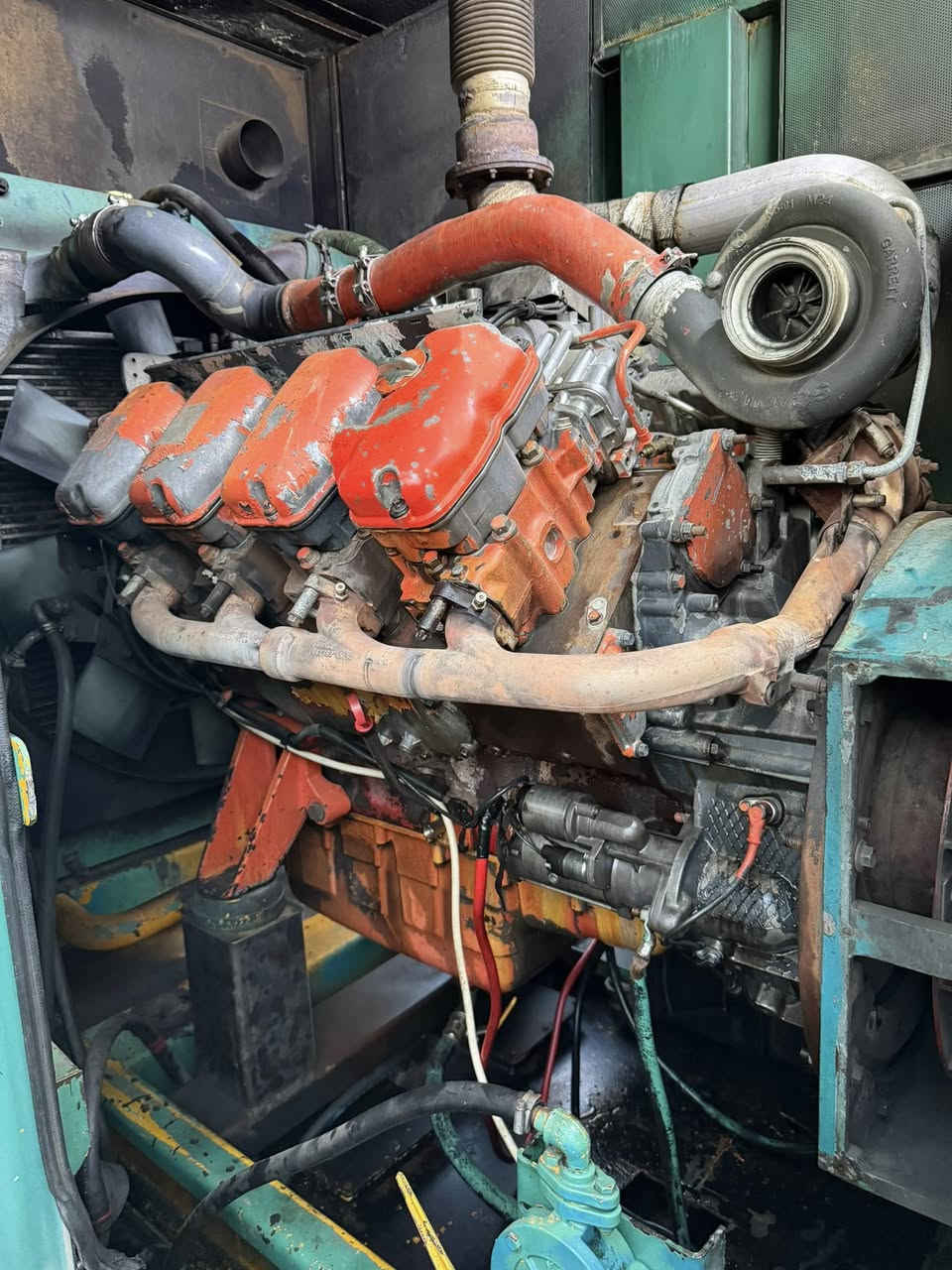 سلام عليكم
مولده اسكانيه محرك اكريكو v8 بدون صرف شرط حمل 1300
حجم توليد 510kv
كاتم 100/100
مكان مولده كركوك 
لاستفسار ***********
