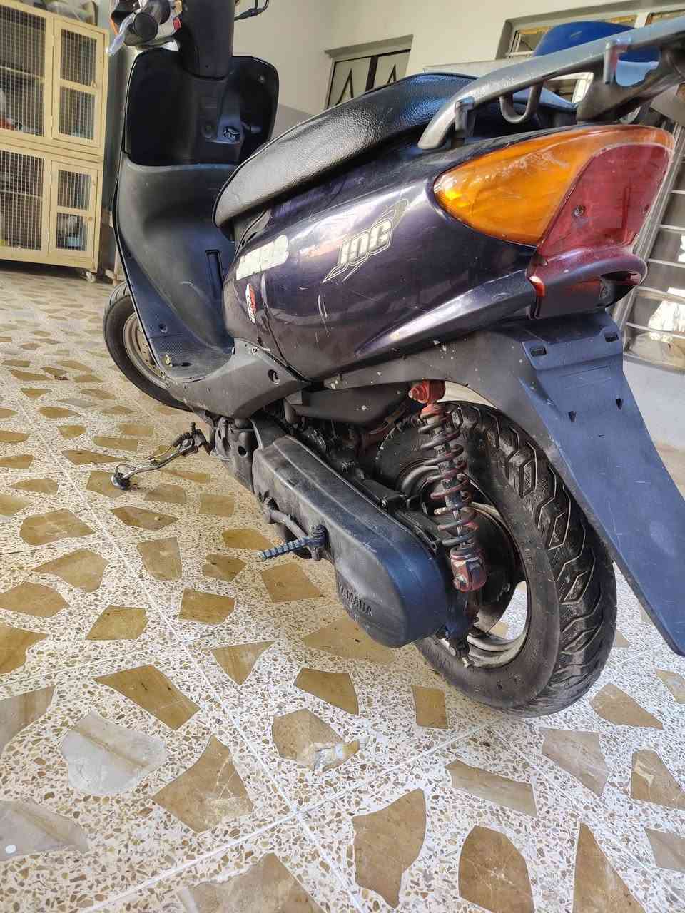 مطور للبيع السعر 225 قفل 220ما يرهم ماطور شغال دبلات الكدام جدد ما بيه صوط اكسن شراي خبر عل رقم *********** موصل جانب الأيمن
