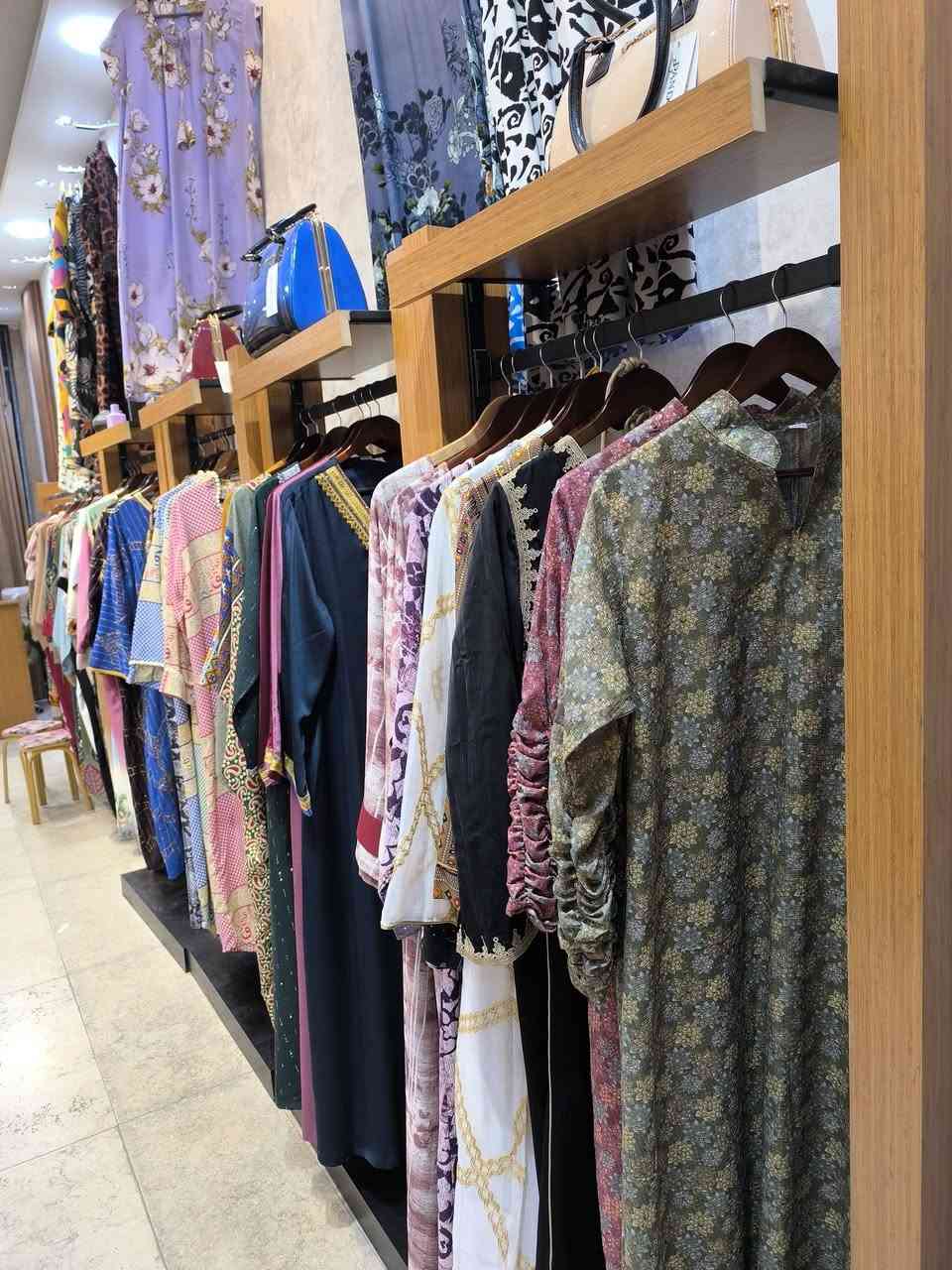 سلام عليكم ديكور محل ملابس متكامل للبيع الديكور جديد ‏‪+964 770 558 8854‬‏
اتصل أو راسل واتساب وتدلل


**إذا كنت صاحب هذا الإعلان وتريد حذفه لأي سبب، رجاءا أرسل رسالة إلى الدعم الفني**