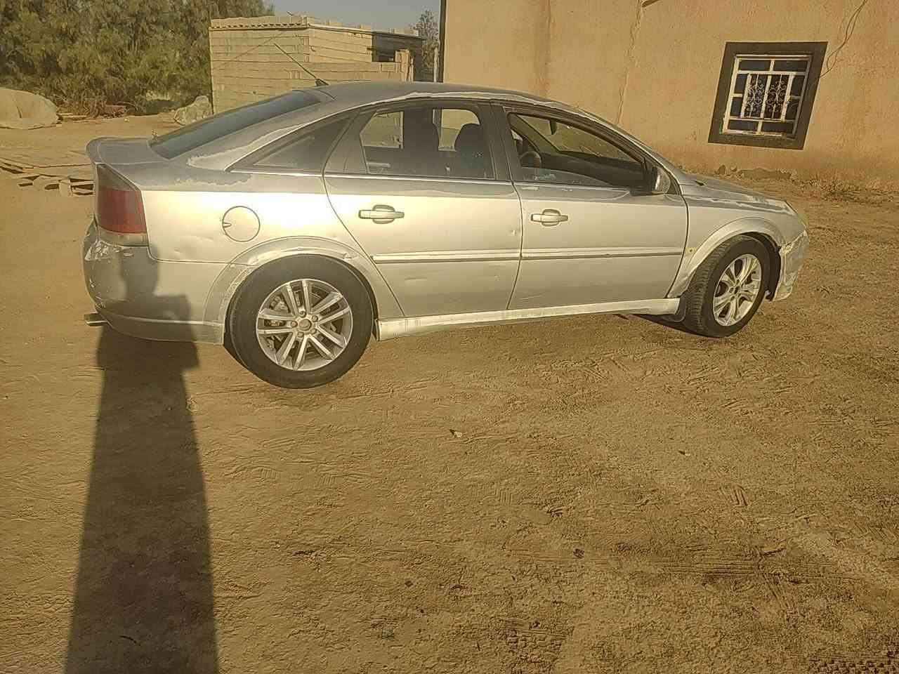 السلام عليكم اوبل فكترا مديل 2006 سنويه نافذه رقم بصره الماني مراوس او بيع مكان ناصريه ***********
