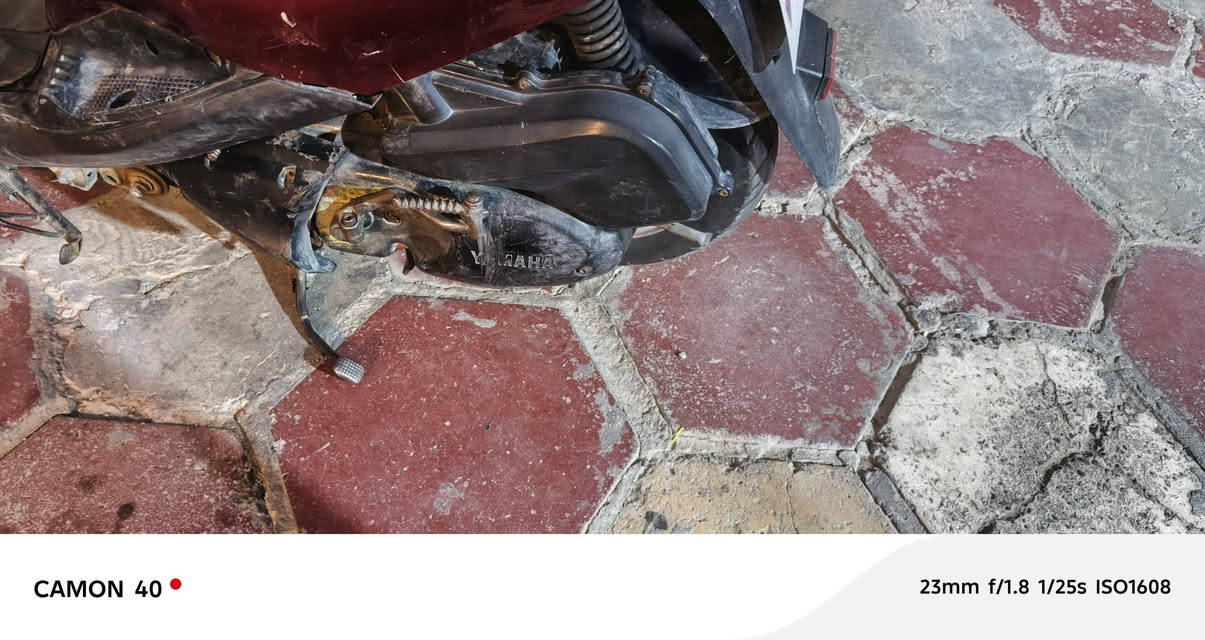 إخوان سلام عليكم عندي هاي لكزز ابريز ياباني دراجه والله خير من الله شغالة شوكت ما أتريد من محرك مابيه أي نضوح سلف شغال كهربائيات كله شغال كيج سرعة شغال كيج بانزين شغال اشاير شغالة بس بيه خمده ابيع كوم حديد السعر ٣٥٠واهذا رقم الهاتف ***********بيه وات ساب
