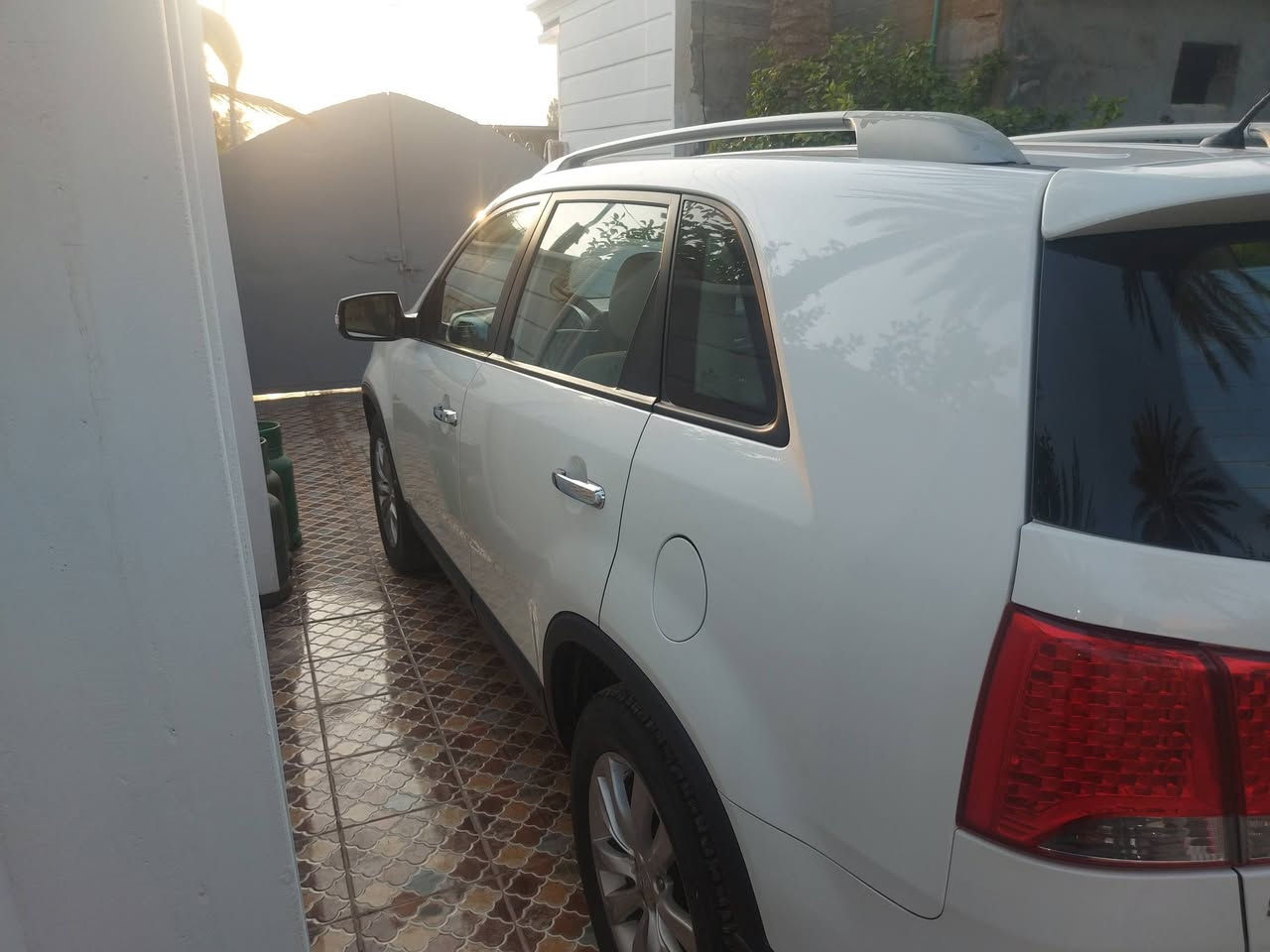 السلام عليكم
المواصفات
كامره
ويل 17
5 ويل كب 
كشتات مخمل
كشاف ضبابي
لد خلفي
تخم تاير
محرك 4 سلندر دوش 
مثبت سرعه
تبريد ثلج
داخل بيجي
سورنتو ٢٠١٢
شاير بل مري
مري شفط
7 راكب
تبريد بيانو
تبريد مركزي
حساسات خلفيه
تحكمات ستيرن جهتين
كير اوتوماتيك و عادي
نظام EKO اقتصادي
استلام شركة البخيت
السياره جاهزه من كلشي.السياره مقفوله من الشخط بصمتين تبريد ٣ قطع ***********
السعر ١٥٨ وبيهه مجال قليل
