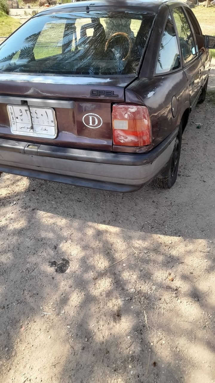 للبيع اوبل فكتره موديل٩٢بغداد سياره بلادي حدايه جديد محرك ١٦٠٠ تخم تايرجديد سياره بسمي تحويل مباشر السعر٢٦وبيهامجال قليل عنواني بغداد تلفون ***********
