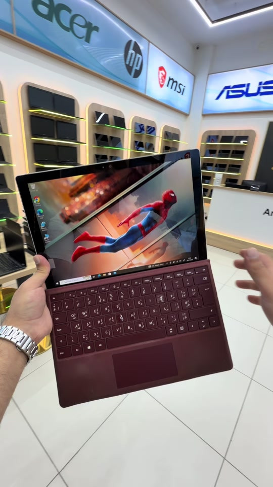 لابتوب من شركة #مايكروسوفت سيرفس برو4  معالج cori5th6 هارد256gb ورام 8gb  حجم شاشة 13.5 انج  بسعر 250الف والتوصيل مجاني  *********** ***********
