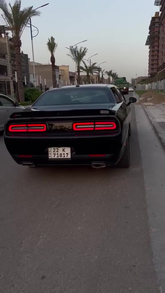 السلام عليكم
جالنجر موديل 2022 sxt
السياره داخله للعراق فقط دعاميه 
هنا عندي انصبغ جاملغات خلفيه اثر شخوط
السياره جديده كلش بدون حادث بدون دواخل بدون شواصي عده  الجاملغات الخلفيه كلشي مكفول بيه
لون اسود
الداخل احمر 
ماشيه 42 ميل
السياره رقم اربيل بسمي 
مكان السياره كاظميه
السعر        190 
شباب لتقارنوهه بلمهجومات وبيهنً حوادث السياره بدون حادث داخله فقط دعاميه
***********
