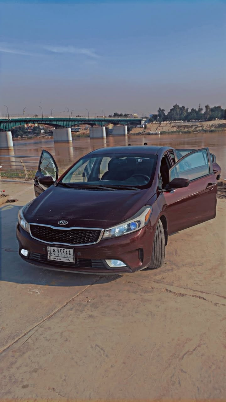 السلام عليكم
كيا فورتي موديل 2017 لون كرزي
سياره جاهزه من كلشي كير محرك مكفول 
تخم تاير جديد لايت زنون بروجكتر زنون
بجم كبس ماملعوب بي نهائيا
حادثها خلفي موضح بالصور 
سياره كلها ليبل واحد فقط صندوق صبغ مال حادث 
صور سونار هم منزلهن بالمنشور
كتلوك سياره مال شركه كلهن موجودات 
السعر 124 وبيها مجال 
مكاني بغداد الحريه 
***********
