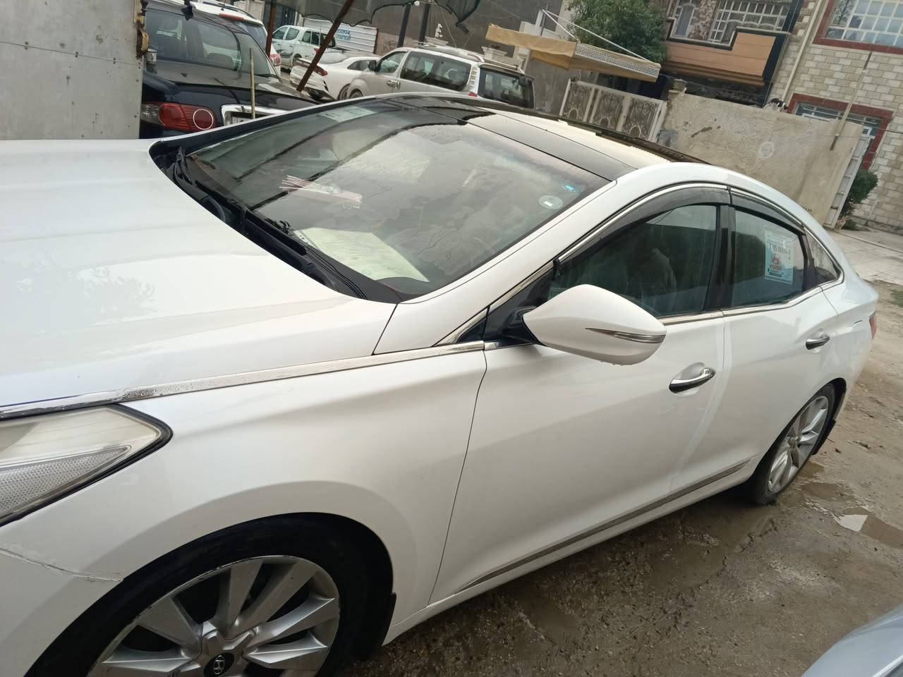 ازيرا خليجية مكفوله رقم اربيل بأسمي للبيع الفضل لله انظف ازيرا في بغداد فول مواصفات بانوراما شاشه ذكية كشنات جلد تحكمات كلها كهرباء ماشية ١١٤ الف فقط موديل ٢٠١٥ صارت عليه ب ١٥٥ ورقه و اريد أبيعها رايدها ١٣٦ ورقه و بيها مجال بسيط حك الجيه  و مكاني بغداد الكرخ و هذا رقمي *********** 
و رجاءا على الماسنجر ما اجاوب فقط اتصال او واتساب لحد يراسل ماسنجر رجاءا
