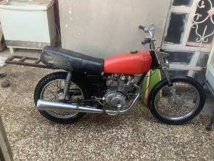 سلام عليكم دراجه للبيع كلك  شوفت عينك مكان كوفه  *********** سعرها ١٥٠ الف وبيها مجال حك جيتك
