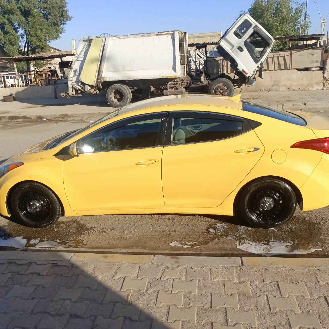 النترا 2012 رقم ذي قار مكانه بلناصريه تحويل مباشر مصفره هيئه وغرامات 
سياره بيه تبديل جاملغ امامي فقط باقي ليبل واحد ماشيه ٢٣٠ حقيقي 
مكينه وكير وتبريد وتدفئه وحداديه شرط 
ايكو 
مانع انزلاق 
تحكم جهتين 
حساس اطارات 
صندوك كهرباء
سعر 95
*********** ناصرية, ذي قار
