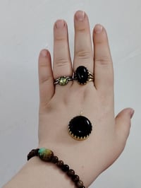 خاتم نحاس • جزع طبيعي • ميدالية