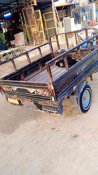 سلام عليكم ستوته للبيع نضيفه وحلوه محرك جديد تايرات ابو لخطه صار سبوع من شادهن 
دبلات ابو الختم وجه جديد  كهربائه كله شغاله شاصي مكفول ستوته مكفوله كفاله عامه تجي وشوف بعينك سعر خاص متواجد عل فيس *********** للستفسار بي واتساب وكيله جبرين كبل اكاتبك وي وكيل
