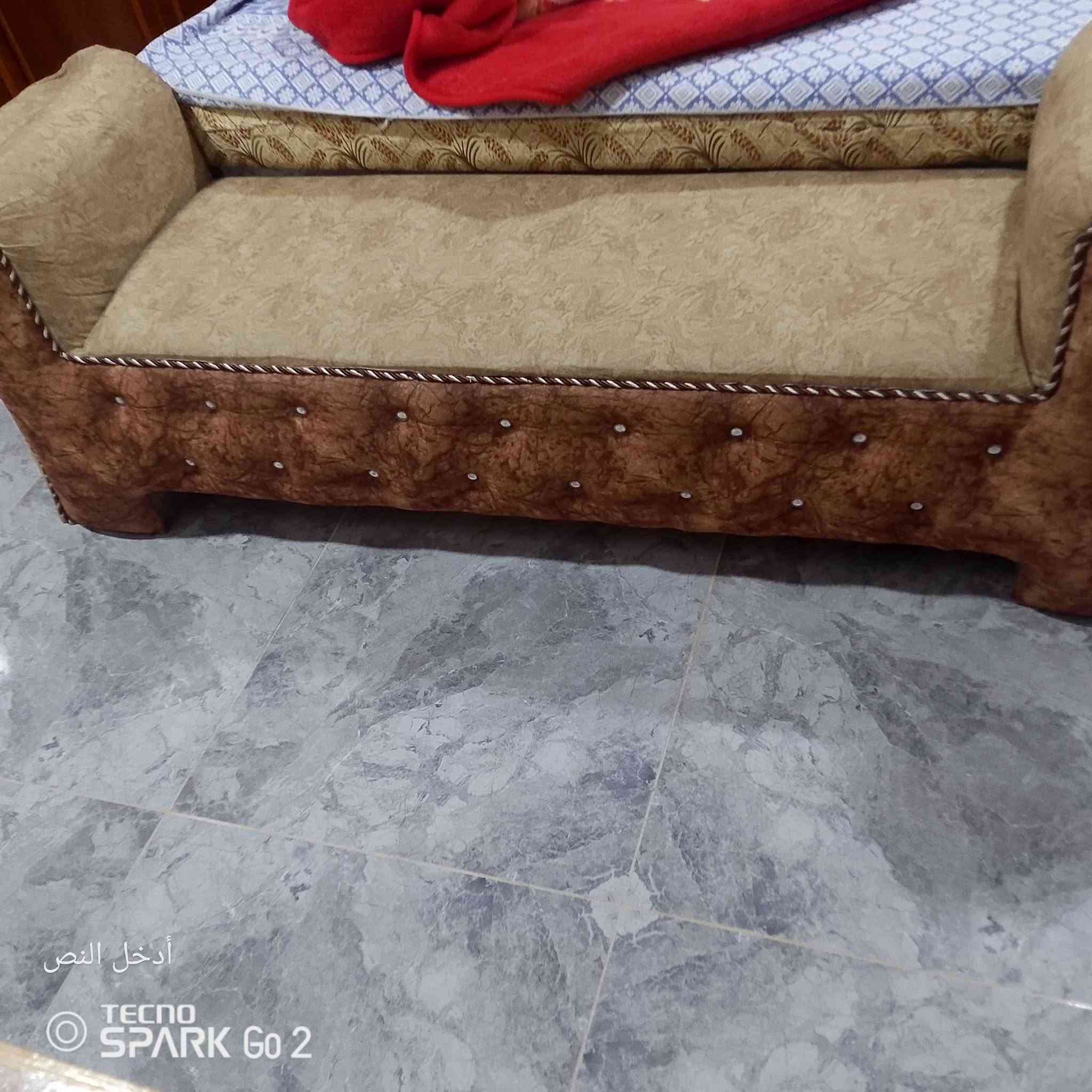 غرفه للبيع  راس التخت ومرايه التخت 250والمريا 100


**إذا كنت صاحب هذا الإعلان وتريد حذفه لأي سبب، رجاءا أرسل رسالة إلى الدعم الفني**