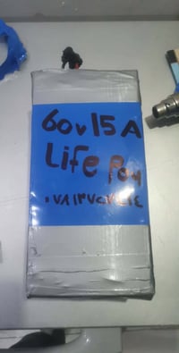 تم عمل بطارية ليثيوم فوسفات الحديد ٦٠ فولت ١٥ امبير ضمان سنة عالم الال...