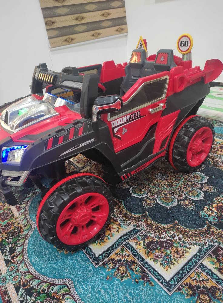 سياره اطفال جديده للبيع كلش ضخمه وقويه وتشيل نفرين كلها اناره مع اغاني عربيه طيور الجنه مع مكان فلاش لاغاني وياها ريمود تحكم عن بعد سعرها 175وبيها مجال للشراي البصرة, العراق


**إذا كنت صاحب هذا الإعلان وتريد حذفه لأي سبب، رجاءا أرسل رسالة إلى الدعم الفني**