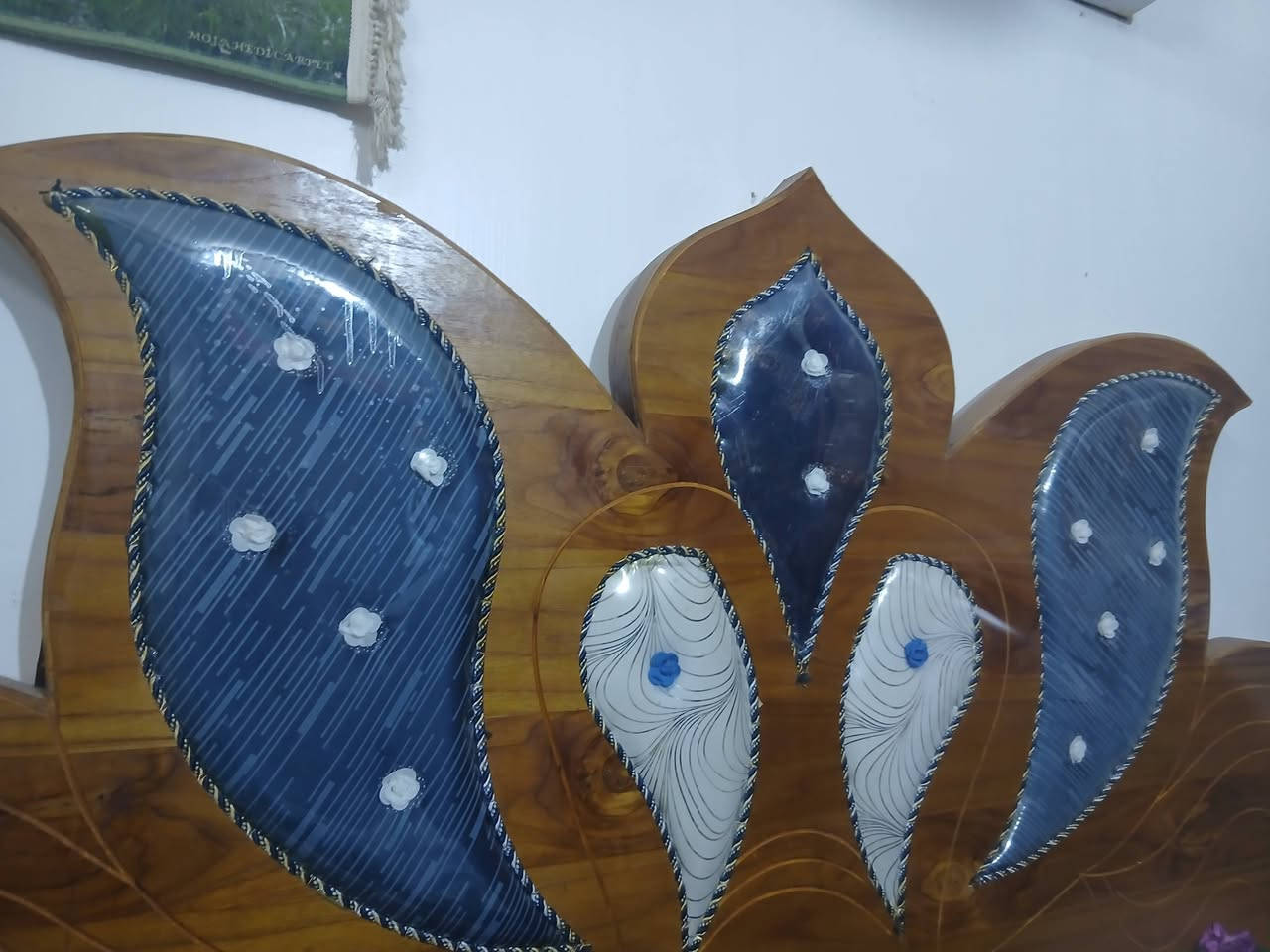 غرفة نوم نجارة عراقي مستعملة للبيع اخذناها قبل سنة
السعر: 900 وقابل للتفاوض البسيط
​📍 الموقع: كربلاء حي العباس الفرع الاول 
🚚 النقل والفك: على المشتري.
يرجى المراسلة على الخاص (Messenger) 📩
أو الاتصال على الرقم: [‎***********] 📞
