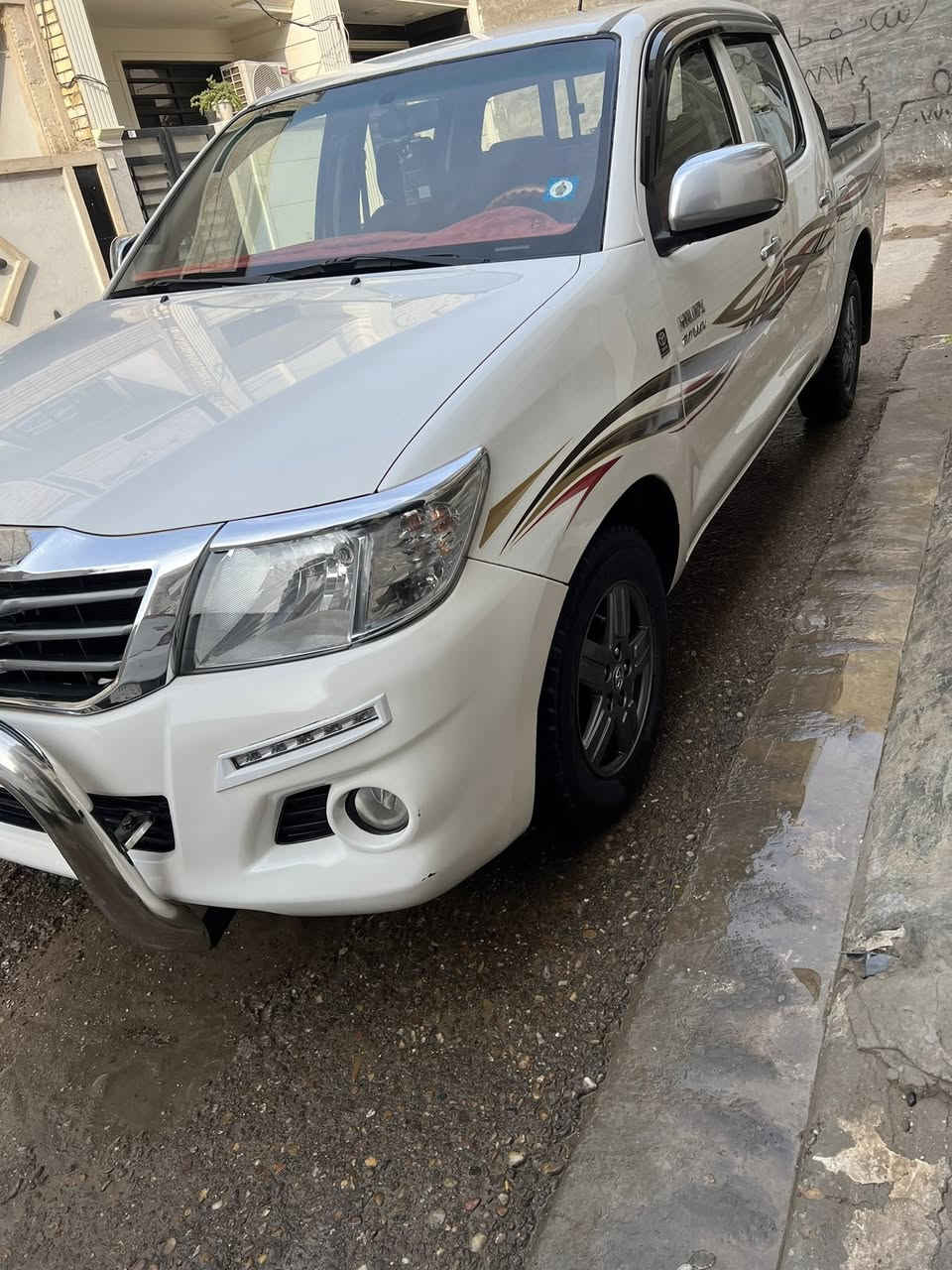 السلام عليكم بيكم تيوتا ٢٠١٥ رقم كربلاء إنكليزي مكان السيارة بغداد السعر٢١٠  ***********
