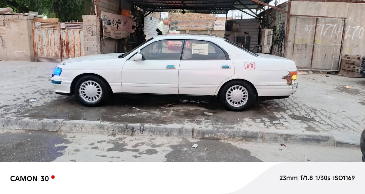 سلام عليكم سيارة بطه منفصل رقم انبار إنكليزي بسامينه مكفوله كير مكينه حداديه اصوليات كصه تخم تاير جديد كهربائيات شغاله مكان كربلاء امن الداخلي للبيع والمراوس حسب القناعه سعر 68 اوبيهه مجال ***********
