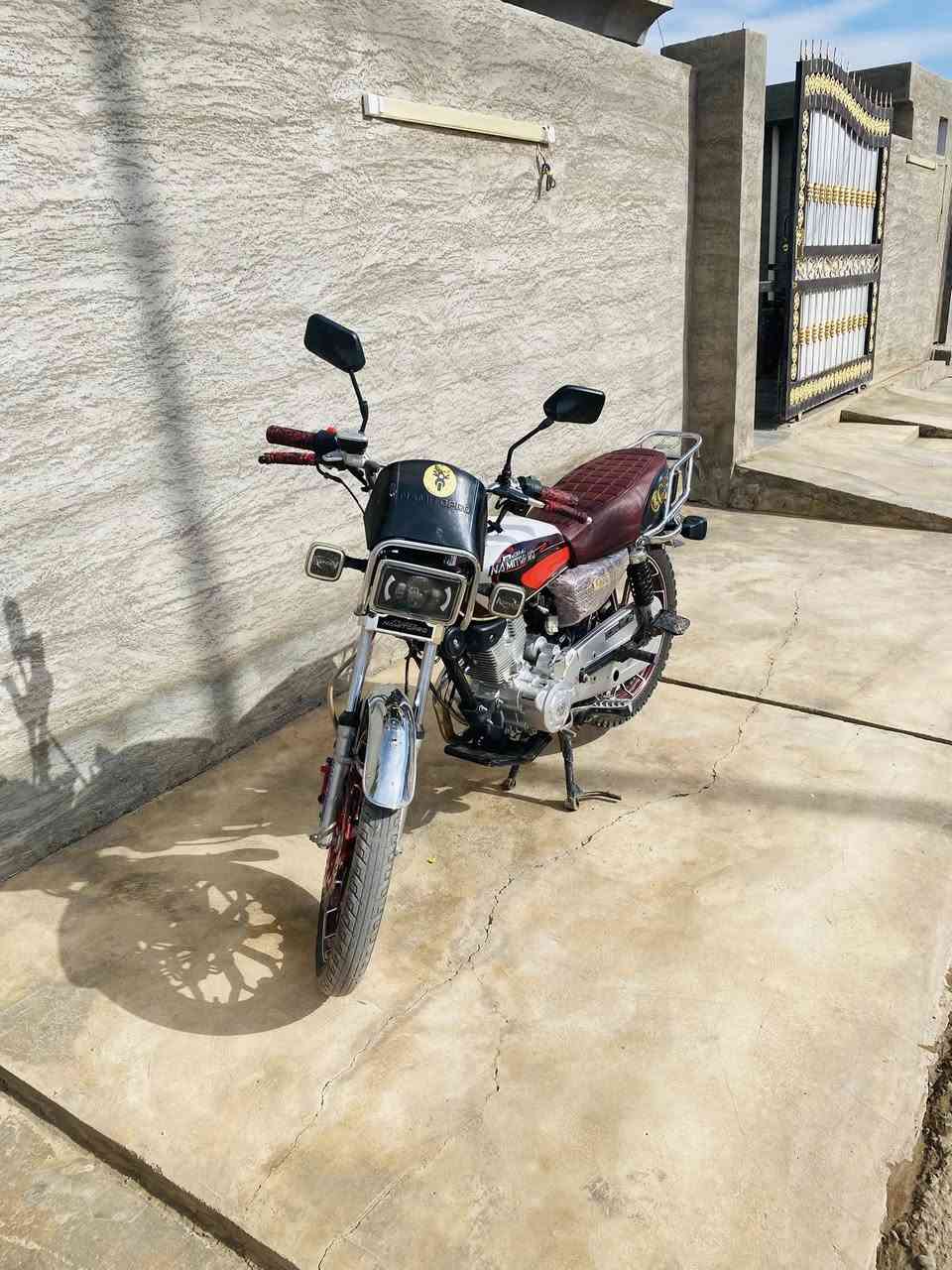 السلام عليكم دراجه للبيع نامه بروه دراجه فول مكينه ٢٠٠ دراجه ✈️ المكان صلاح الدين قضاء الضلوعيه قريه الامين الرقم ***********
