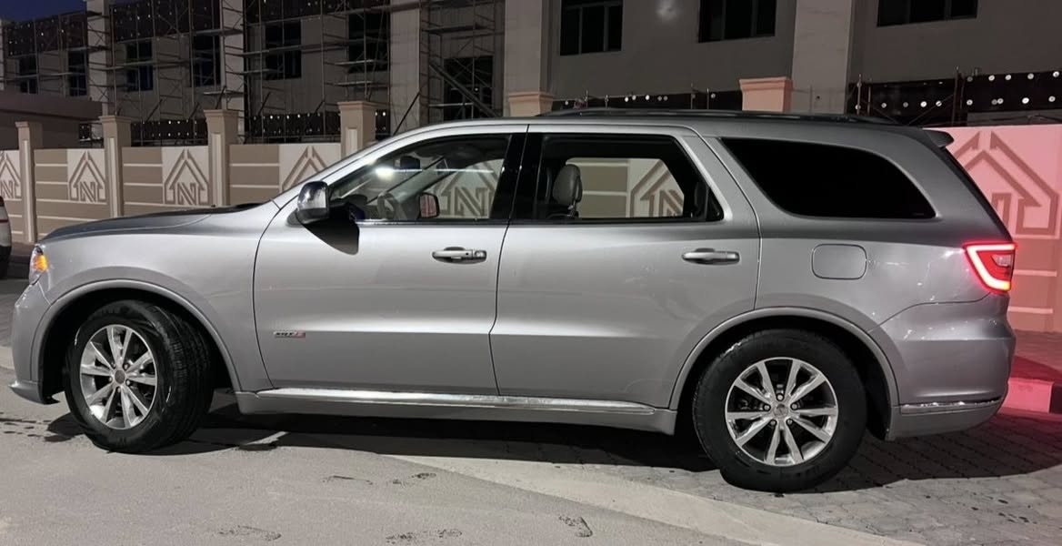 دورنكو ٢٠١٤ رقم بغداد جاملغ يمين صبغ وباب خلف العبري تبديل مكينه وكير جديده السعر ١٩٠ ***********
