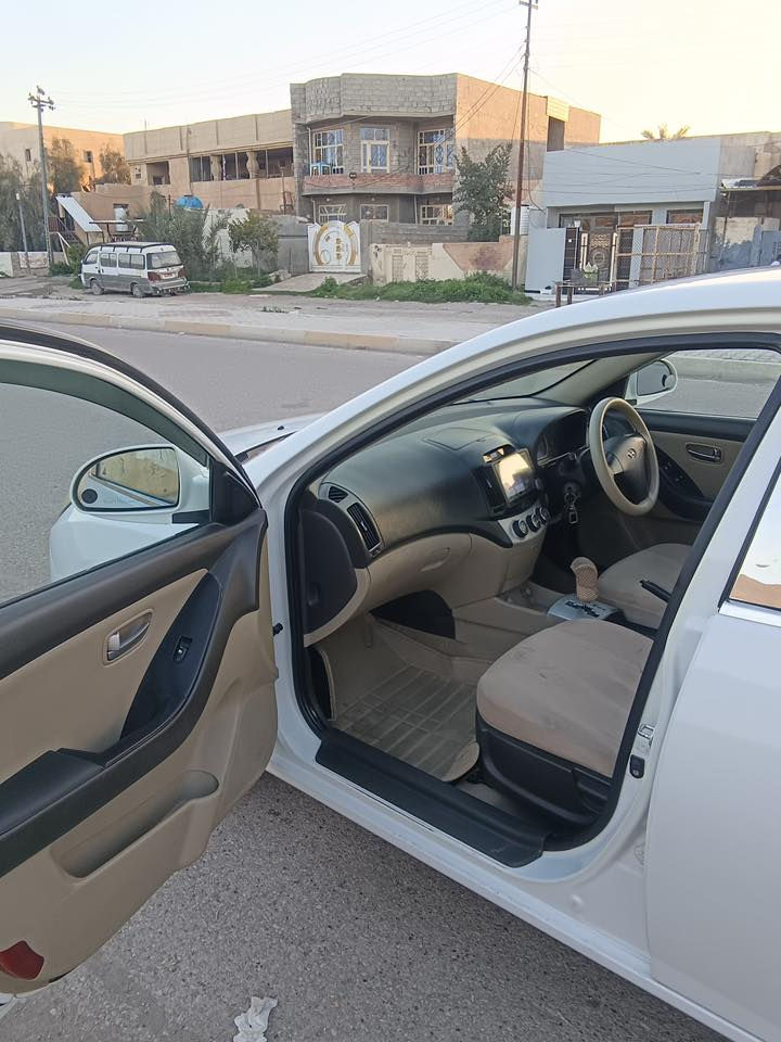 النترا موديل 2009 رقم اربيل السياره بااسمي شوكت ماتريد احولك السياره نضيفه بشكل احله من الصور السعر 118 وبيه مجال مكاني ديالى بعقوبه التحرير وهذا رقمي *********** 
ملاحظه السونار بلمنشور
