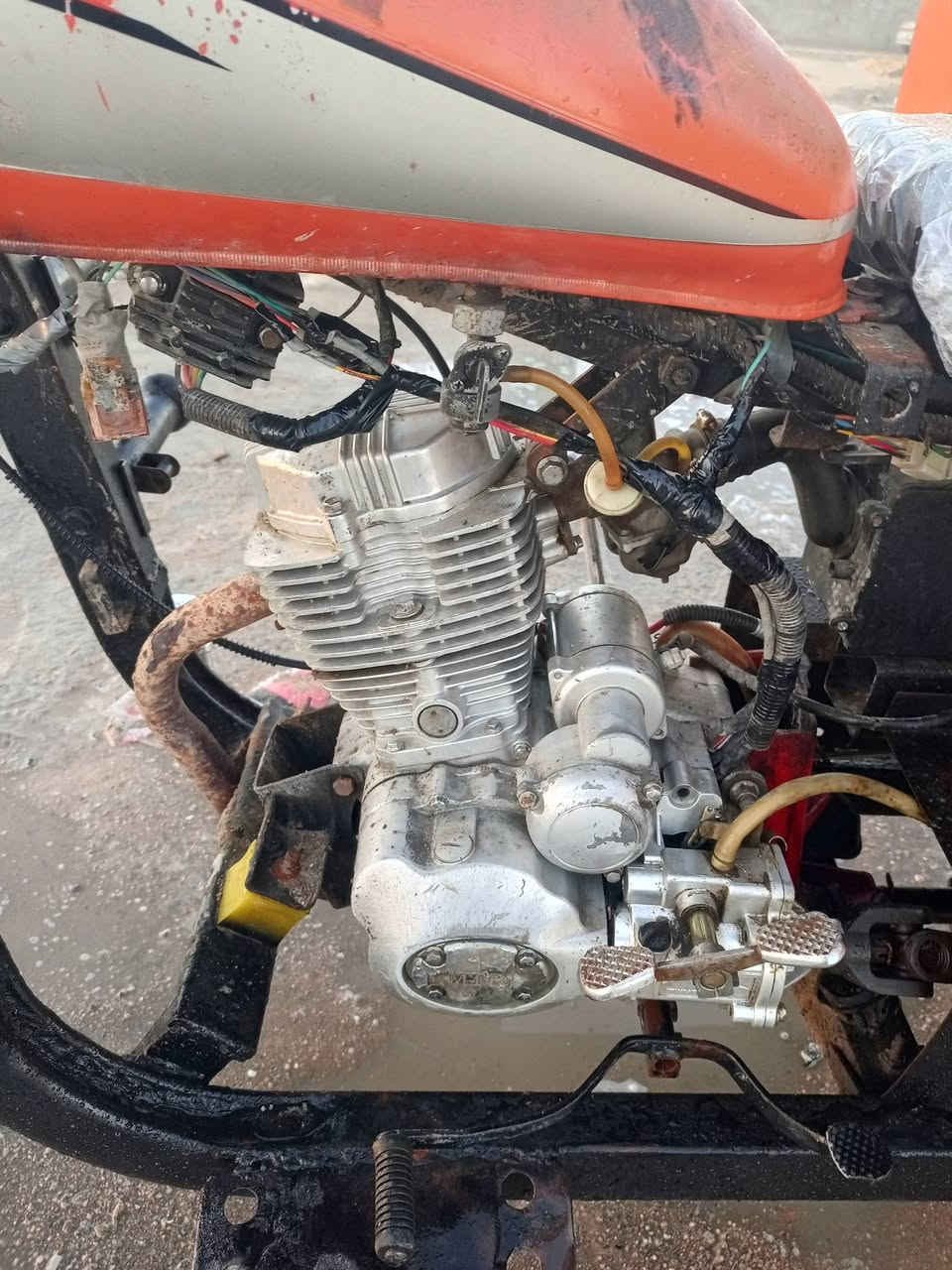 ستوته لبيع نضيفه كهربائيّ كله شغاله سلف  ستوته  ام تيار  سعر  ، 600وبيه مجال مكان بصره معقل قرب تجاري  ***********
