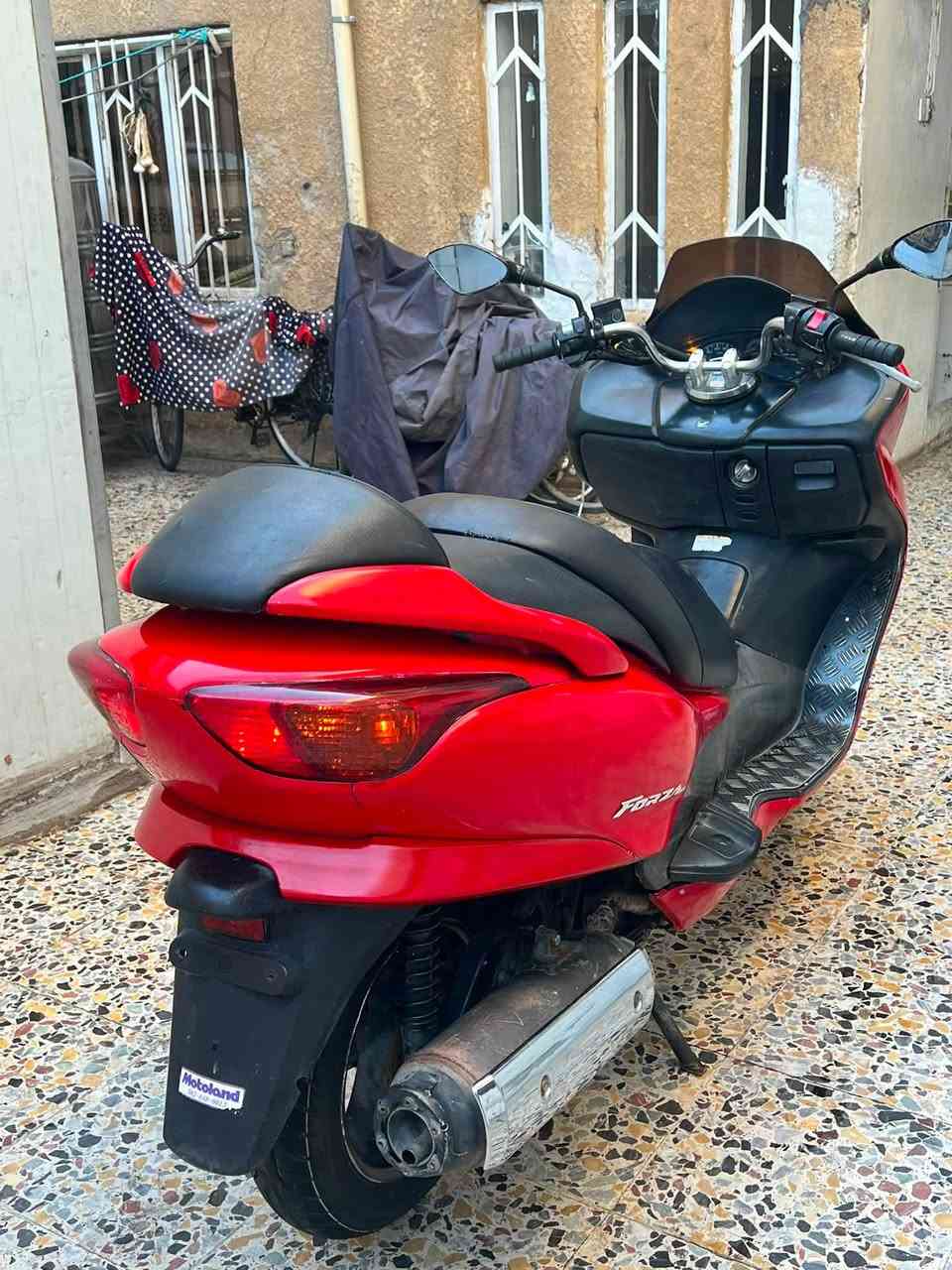 فورزه 0️⃣ 8️⃣ بصمه
جاهزه دراجه مكينه ناعمه
كهربائيات شغاله لايت زنون 
شلعه ومعدل مكاني بغداد 
*********** السعر ٩٥٠
