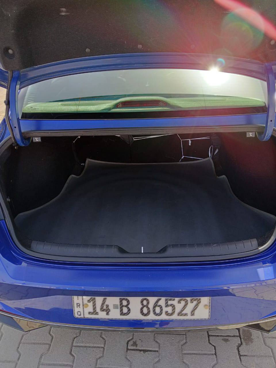 للبيع فقط هيونداي النترا موديل 2022رقم بصره بسمي حره تحويل ثاني يوم بيها تبديل جاملغ وبنيد بدون دواخل لغود والشواصي كفاله وبيها كلير ثلاث قطع من امريكا وبارد بسيط باب السدر السيارة فول مواصفات واحد على واحد صور الحادث موجوده بلمنشور السعر 153وبيها مجال بسيط ***********
