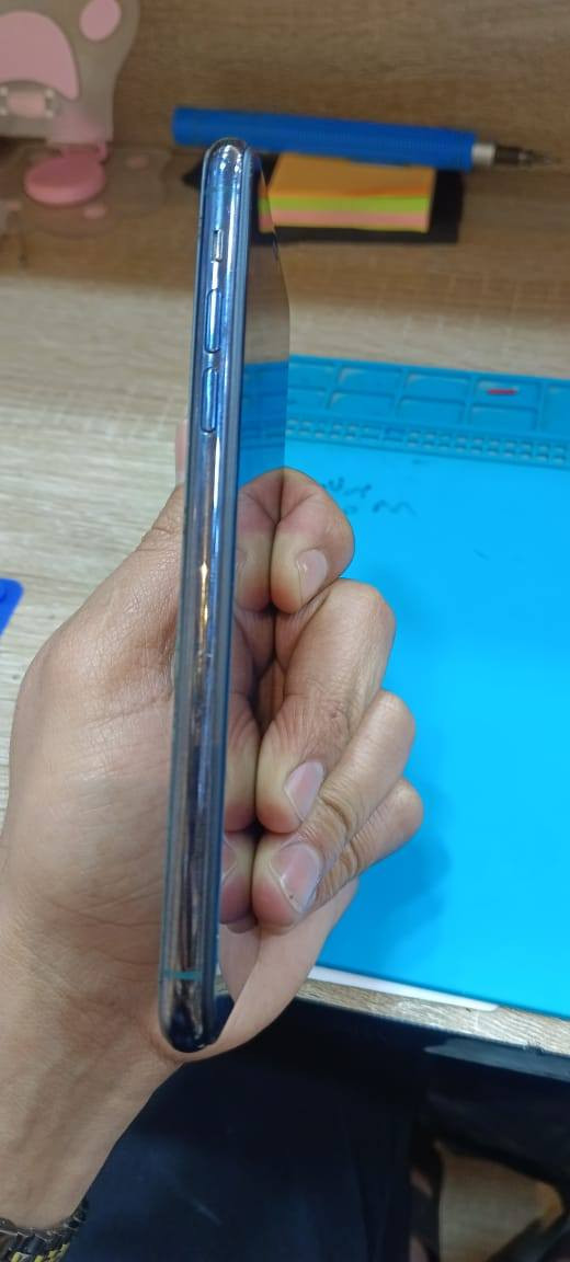 السلام عليكم ايفون 11برو ماكس ذاكرة 256
بطاريه 92لامرفوعه ولا مبدلة جهاز جان متروك ولذلك بطاريته بعدهي
مبدل شاشه اخت الأصلية من شركة فلاي اموليد غنية عن التعريف
ومبدل ظهر اصلي ليزر
فيس أيدي واكف
نموذج M
شرق ارسط
السعر 250 
وبي مجال 
مكاني بغداد العبيدي


**إذا كنت صاحب هذا الإعلان وتريد حذفه لأي سبب، رجاءا أرسل رسالة إلى الدعم الفني**