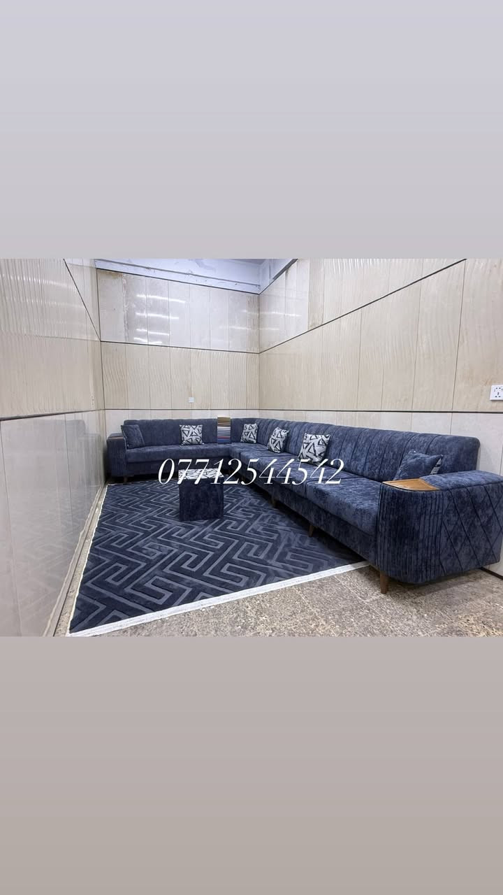 ديوان وكورنر  موديلات والشغل حسب الطلب والقياس ✨
سعر ديوان 10 مقاعد  ب350 الف  ✨عرض هذا الاسبوع. ✨

واكو توصيل الكل المحافظات.  ✨
الي يحب يراسل ع الرقم.  ندزله تفاصيل اكثر ويدلل   ✨ 
***********
