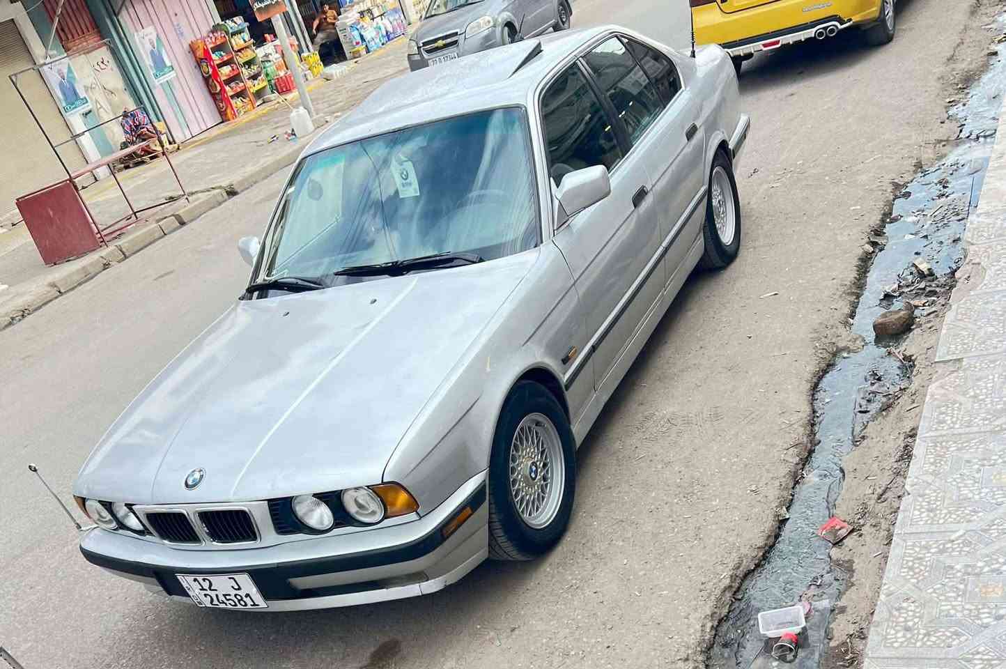 السلام عليكم
مكلف بالنشر مكلف بالنشر 

بي ام مديل1992:حجم520اصل               صبغ جماليه 

محرك كبس كير عادي رقم الماني جديد تحويل مباشر بدون ضرر 

 السعر 55

العنوان موصل ايسر 

رقم صاحب السياره ‭٠٧٥٠ ٣٢١ ٨٩٣٩‬
