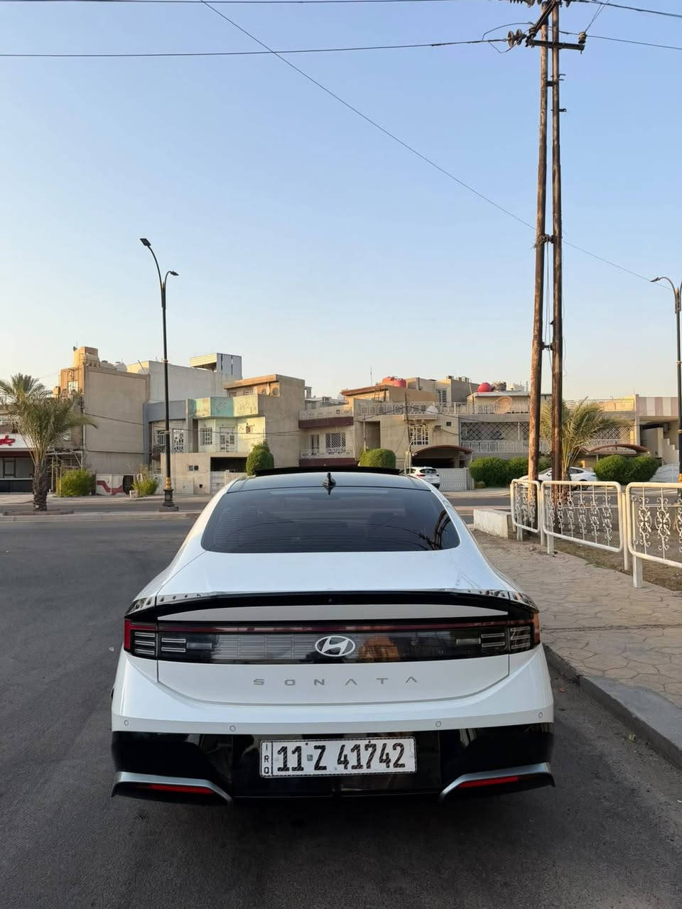 تحيه طيبه السلام عليكم 
سوناتا 2025 خليجي 
فول مواصفات 1 عل 1 
عداد المسافه 24 الف 
بانزين فقط 
فول مواصفات 
محرك 2500
ظمان شركه اولى
مكفوله وضع الشركة 
 رقم بغداد دولي باسمي 
السعر 230 ورقه 
اي استفسار 
*********** 
مكان بغداد كاظميه

