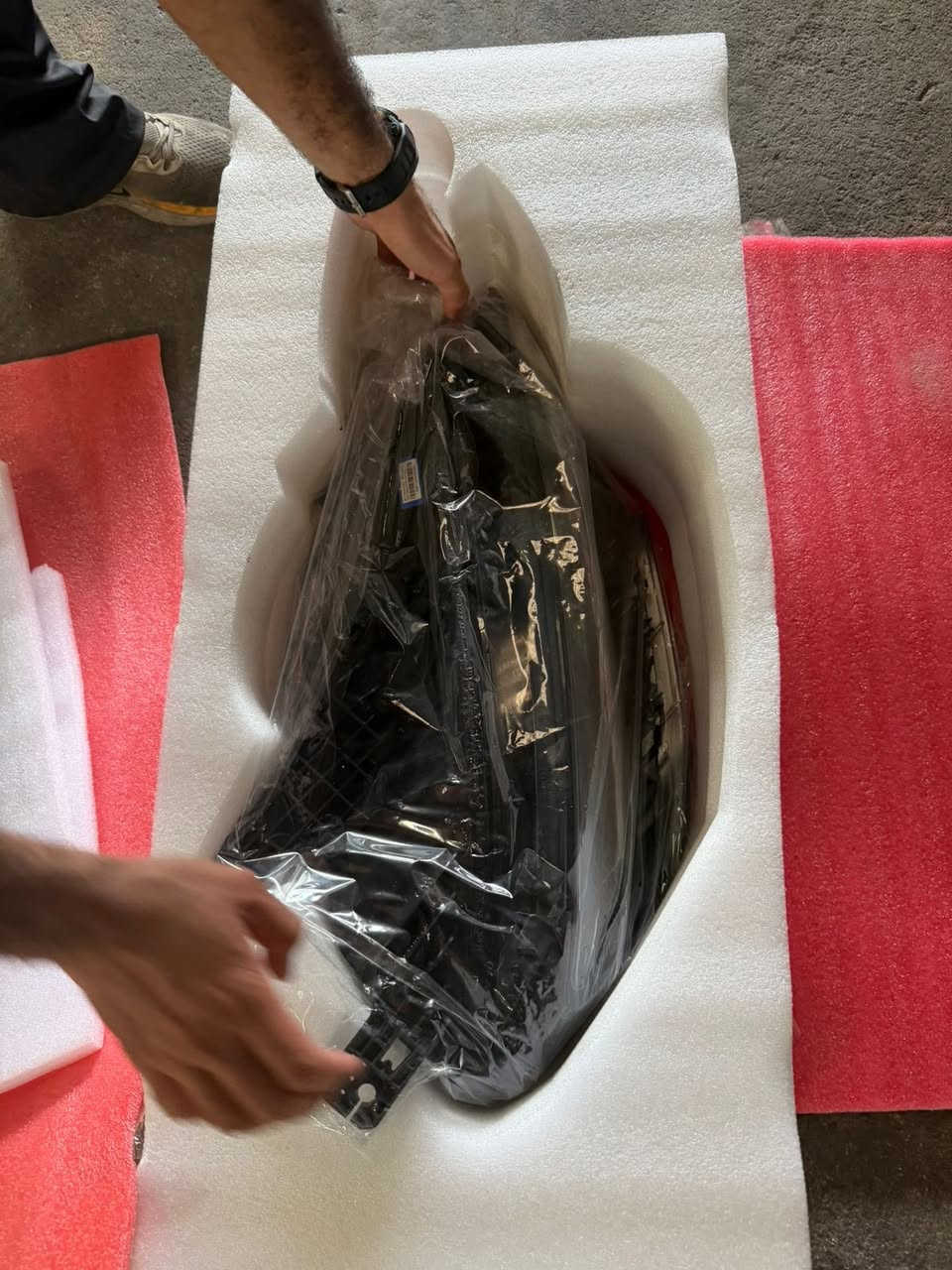 السلام عليكم اخوا ن عندي غراض bydاصلي شركة جملة بس منو يحتاج يراسلني واتس اب *********** شكرا
