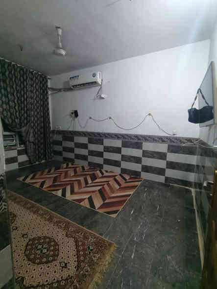 الدار للبيع مساحه 100 متر عنوان بغداد الزعفرانيه شارع مركز الشباب ثالث فرع على يسار خدمات كهرباء وماء وتبليط الاستفسار اتصل على الرقم ***********
السعر 160
