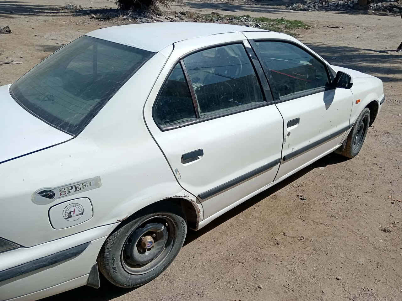 سمند موديل ٢٠١٠ للبيع سنويه ل٢٨ سياره خير من الله مكاني حله السعر ٣٠ وبيها مجال بسيط ***********
