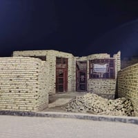 للبيع هيكل كامل طابو سند 25  في الحريه    دوانية 7X4 مطبخ 5X4 صالة 4x8...