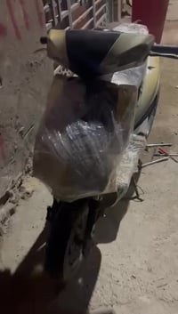 سكنس صيني شغاله كلشي مابيه عوزها صفحه فقط اشاير كلوبات سلف بيها عوزها ...