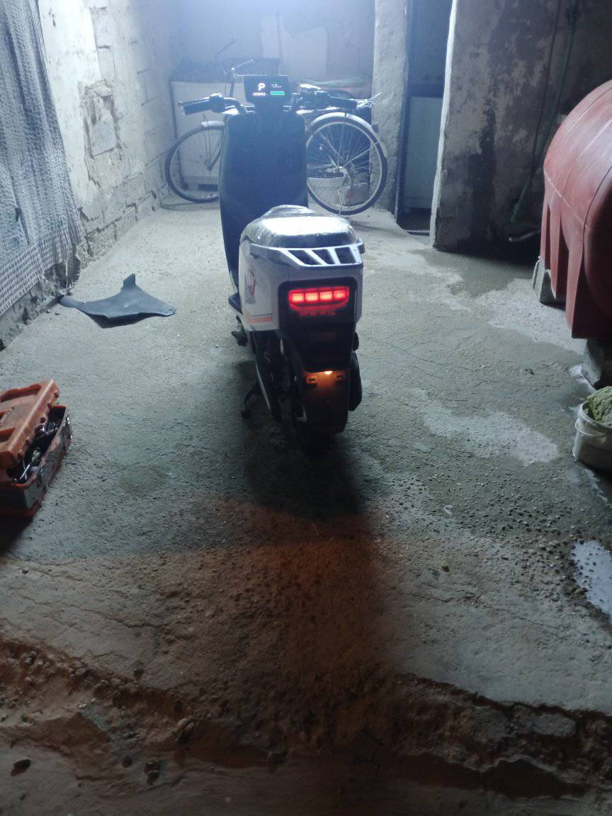 دراجه كهربائيه للبيع جاهزه نظيفه حيل واستفسار اتصال على الرقم ***********
