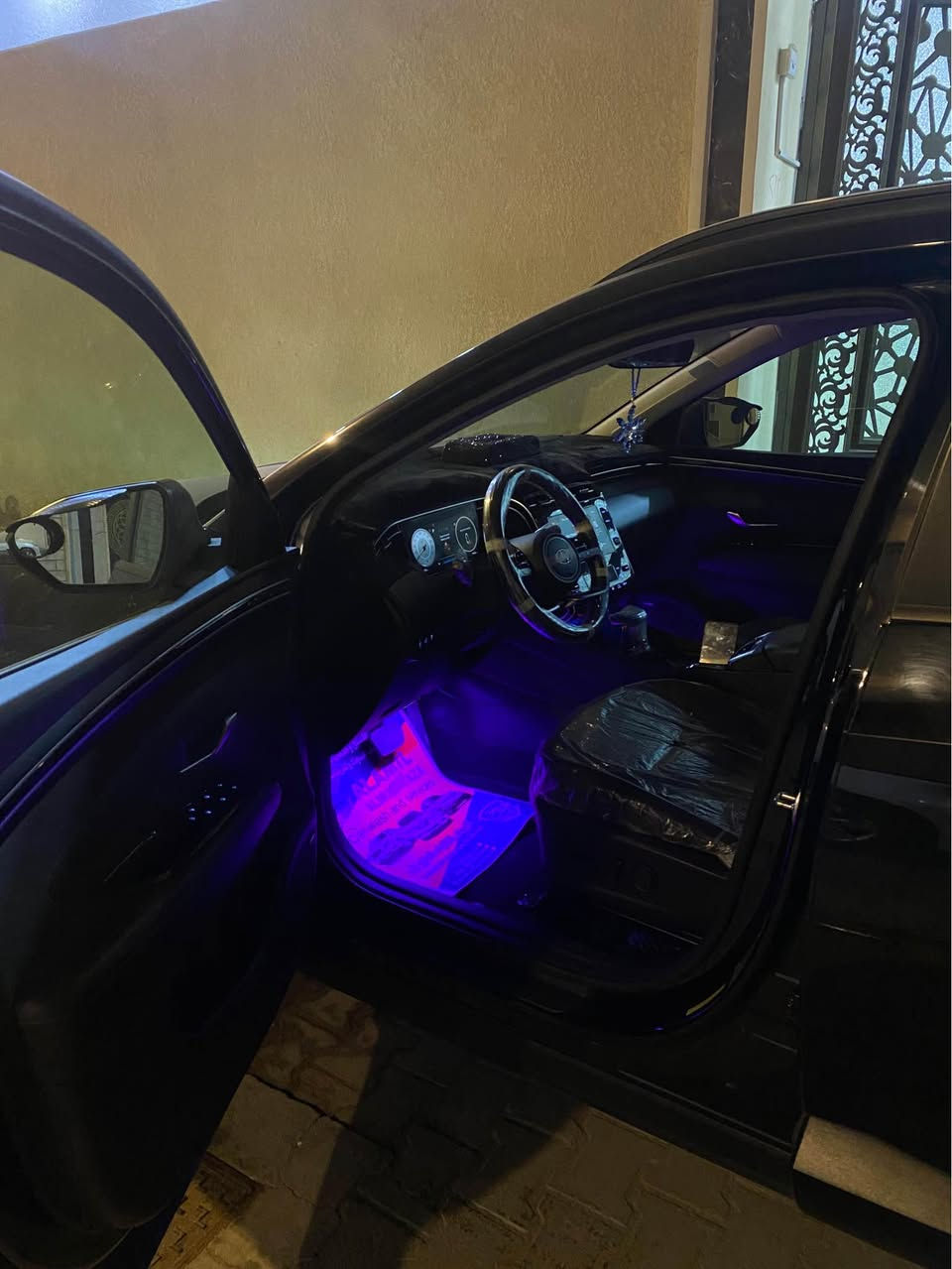 توسان 2022
مكينه 2000
فتحه
تشغيل عن بعد
ليد داخلي
ماشيه46الف
شحنUSB
شاشه ديجتال
شاشه كاربلي
تدفئه كشنات 
تدفئه ستيرن 
صندوك كهرباء
السياره فول للأخير
السياره كفاله عامه 
رقمها بصره بأسمي
سعرها225وبيها مجال
مكاني بصره 
للأستفسار اكثر عن السياره رقمي:*********** Singapore
