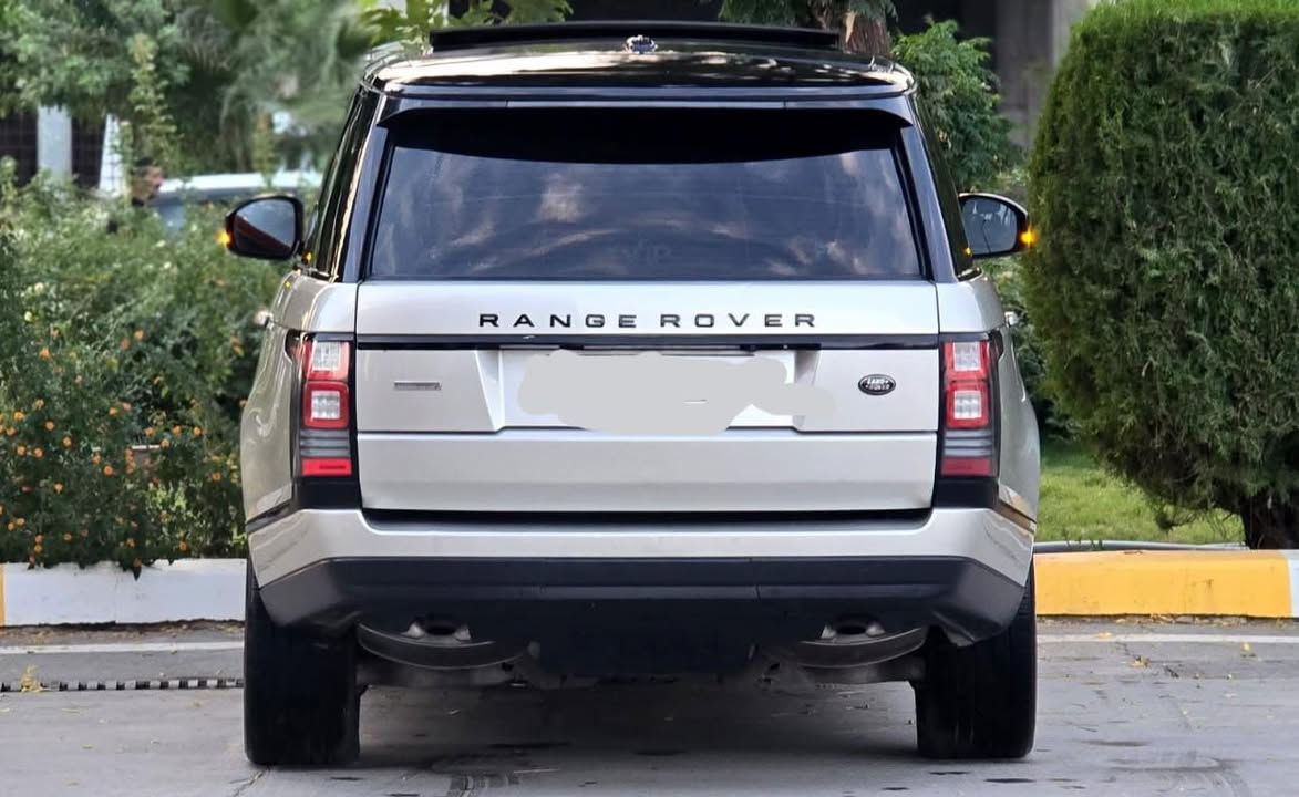 مستعجل على البيع اتصل ومقصر وياك بسعرر  
رانج روفر فوك vip اوتو بايوگرف 2013
وكالة المنصور    لون مميز 
محرك ٨ سلندر سوبرجارج بنزين ٥١٠ قوة حصان 
سيارة مابي نقص  ٪؜ ١٠٠ الحمدلله 
گير و محرك و سوبر و كهربائي كله بشرط ١٠٠ فحص 
سيارة ماشية 100  الف كيلومتر 
مواصفات vip بانوراما و سقف جلد
كشن مساج و تبريد و تدفئة 
٤ كشن كهرباء كشنات خلفي vip
٣٢ سماعة meridian و ثلاجة و 
٥ باب شفط و دوسة كهربائي 
بصمة وشاشة و ٥ كاميرا وكيج الكتروني
بعد هواي مواصفات…..
دعامية اماميه صبغ وخلفية وربع جاملغ الامامي بدون داخل 
وراسلني واتساب ودزلك سونار  ***********
المكان نجف الاشراف. 
رقم سياره بغداد بسمي 😍
