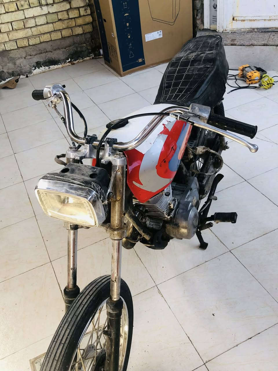 اربعه كير كلك طفت بيها بل شارع كوم حديد لاتجي وتكلي شبيها مابيها  محركه لاطش
مكفوله سرقه تاخذه من باب البيت 125


**إذا كنت صاحب هذا الإعلان وتريد حذفه لأي سبب، رجاءا أرسل رسالة إلى الدعم الفني**