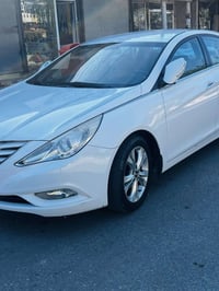 سوناتا خليجي مديل 2012 مكفوله من الصبغ والبارد  مواصفات الشركه العامه ...